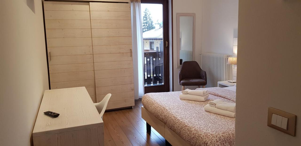 Garni San Lorenzo Pinzolo Exterior foto